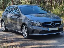 Cinza Usado 2017 Mercedes A160 Urban | € 16.900 (Preço justo)