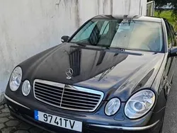 Cinzento Usado 2002 Mercedes E270 Sedan | € 8.850