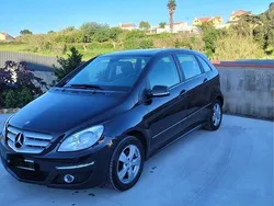 Usado 2011 Mercedes B180 Monovolume | € 7.990