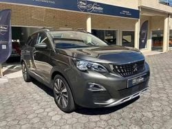 Cinzento Usado 2018 Peugeot 3008 Allure SUV | € 19.900 (Caro)