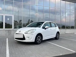 Branco Usado 2012 Citroën C3 Attraction Citadino | € 7.900 (Bom preço)