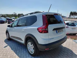 Branco Usado 2024 Dacia Jogger Essentiel Carrinha | € 19.500 (Preço justo)