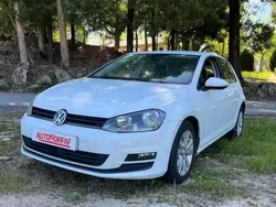 Branco Usado 2016 VW Golf VII Comfortline Citadino | € 16.750 (Caro)