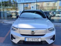Prateado Usado 2024 Volvo XC40 SUV | € 44.900 (Preço justo)