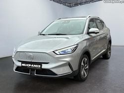 Cinza Usado 2022 MG ZS Luxury SUV | € 20.750 (Bom preço)