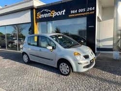 Azul Usado 2004 Renault Modus Monovolume | € 4.750