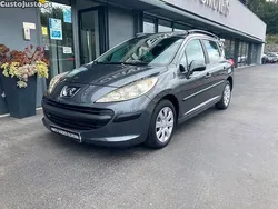 Branco Usado 2008 Peugeot 207 Sport Sedan | € 4.990 (Preço justo)