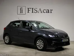 Cinza Usado 2023 Seat Ibiza Style | € 15.900 (Bom preço)