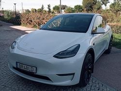 Branco Usado 2023 Tesla Model Y SUV | € 42.900