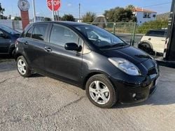 Preto Usado 2011 Toyota Yaris Citadino | € 8.650 (Preço elevado)