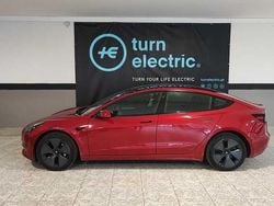 Vermelho Usado 2022 Tesla Model 3 Sedan | € 28.250 (Bom preço)
