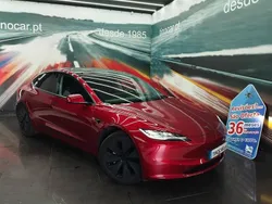 Vermelho Usado 2023 Tesla Model 3 Sedan | € 35.599 (Caro)