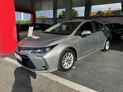 Cinza (pintura metalizada) Usado 2022 Toyota Corolla Comfort Sedan | € 23.500 (Bom preço)