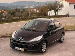 Preto Usado 2007 Peugeot 207 Citadino | € 4.300 (Preço justo)