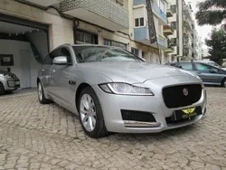 Cinzento (metalizado) Usado 2018 Jaguar XF Sportbrake R-Sport Carrinha | € 34.500