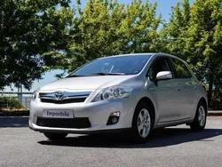 Cinzento Usado 2011 Toyota Auris Hybrid Comfort | € 11.950