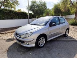 Usado 2005 Peugeot 206 Quiksilver Sedan | € 2.600 (Preço justo)