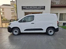 Branco Usado 2019 Peugeot Partner Monovolume | € 13.250 (Preço justo)