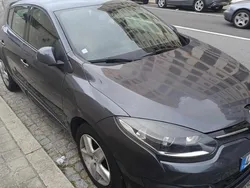 Cinzento Usado 2015 Renault Mégane III Citadino | € 6.000 (Super Preço)