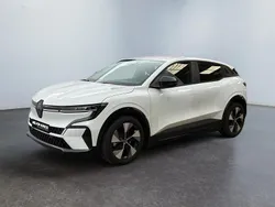 Branco Usado 2024 Renault Mégane Equilibre SUV | € 25.900