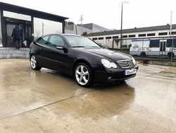 Preto Usado 2001 Mercedes C230 Classic Coupé | € 6.900