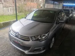 Cinza Usado 2017 Citroën C4 PureTech | € 14.850 (Preço elevado)