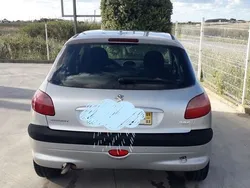 Usado 2005 Peugeot 206 Sedan | € 2.400
