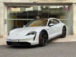 Cinzento Usado 2023 Porsche Taycan Sedan | € 74.900 (Super Preço)