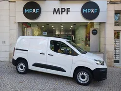 Branco Usado 2023 Fiat Doblò Monovolume | € 17.990 (Preço justo)