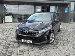 Preto Usado 2024 Renault Clio V Evolution Citadino | € 17.990 (Preço justo)