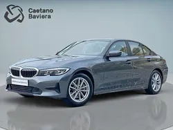Cinza Usado 2020 BMW 330 Advantage Sedan | € 27.900