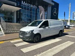 Branco Usado 2023 Mercedes Vito Monovolume | € 33.300