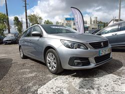 Cinza Usado 2019 Peugeot 308 Style Carrinha | € 11.900 (Preço justo)