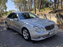 Cinza Usado 2004 Mercedes E280 Avantgarde Sedan | € 10.900