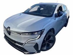 Cinzento Usado 2023 Renault Mégane IV | € 23.950 (Bom preço)