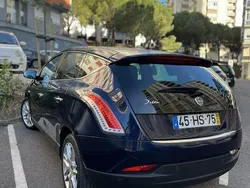 Usado 2009 Lancia Delta Sedan | € 5.250