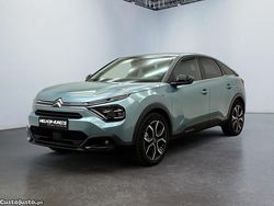 Verde Usado 2022 Citroën e-C4 Shine SUV | € 21.990 (Preço justo)