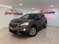 Cinzento Usado 2020 Peugeot 3008 Active SUV | € 21.900 (Preço elevado)