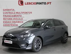 Cinzento Novo 2025 Kia Ceed Sedan | € 24.450 (Preço elevado)