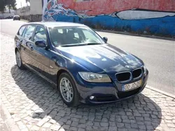 Azul Usado 2010 BMW 318 Carrinha | € 6.550