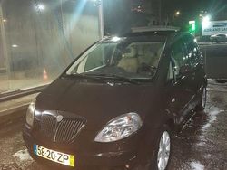 Usado 2005 Lancia Musa Monovolume | € 1.200