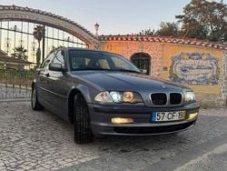Usado 2000 BMW 320 Sedan | € 5.000 (Caro)