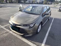 Cinzento Usado 2022 Toyota Corolla | € 23.500 (Preço elevado)