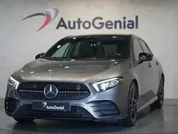 Cinza Usado 2019 Mercedes A180 AMG line | € 27.990 (Preço elevado)