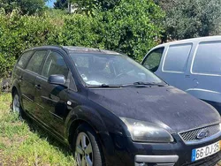 Usado 2007 Ford Focus Sedan | € 1.100