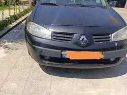 Usado 2005 Renault Mégane II Sedan | € 1.400 (Bom preço)
