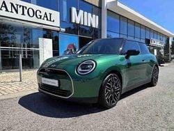 Vermelho Usado 2024 Mini Cooper Favoured Citadino | € 32.900