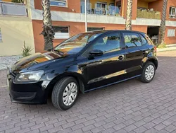 Usado 2009 VW Polo Sedan | € 5.250 (Caro)