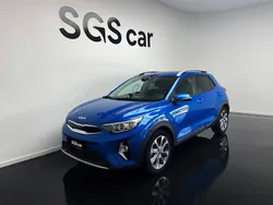 Azul Usado 2024 Kia Stonic SUV | € 19.850 (Preço elevado)