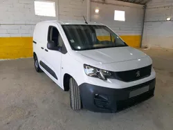 Branco Usado 2021 Peugeot Partner Premium Monovolume | € 13.490 (Bom preço)